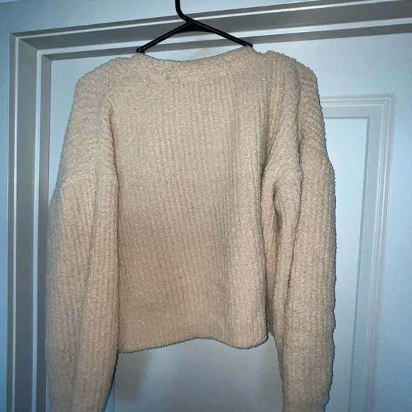 No‎ Boundaries Fuzzy Cropped Cardigan - Picture 5 of 8